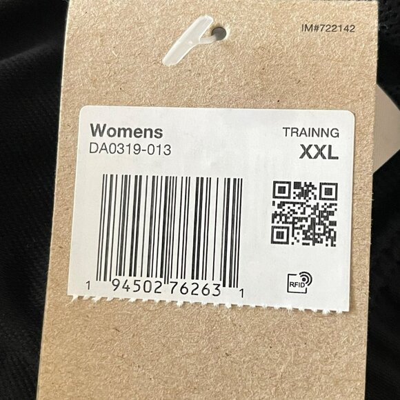 Nike Womens Dri-Fit Black Shorts Size XXL Elastic Shorts NWT - Picture 3 of 4